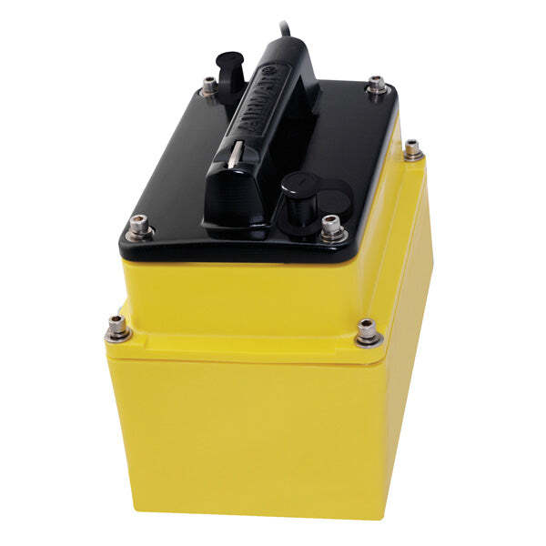 M265LH/LM 1kW In-Hull Low-High/Low-Medium Transducer